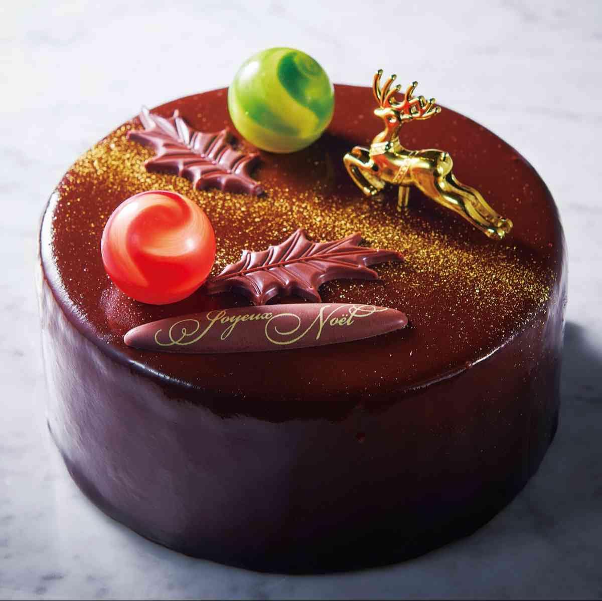 シャトレーゼのクリスマスケーキ「Xmasプレミアム・ミロワールショコラ」